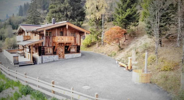 Коттедж с 6 комнатами Almhütte Lengau