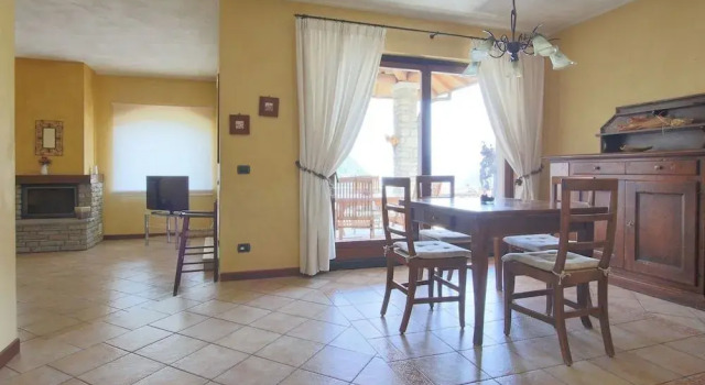 Italianway - Contrada 2, Book Hotel Cerano d'Intelvi Lombardiet