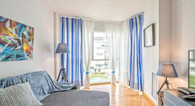 Apartamento lujo& piscina junto Barcelona Centro, Забронировать Апартаменты/квартира Отели Vallès Occidental с бассейном, Бассейн