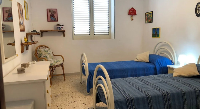 Villa a few Steps From the sea, Book Villa Hotels in Sicily with Parking, Parking