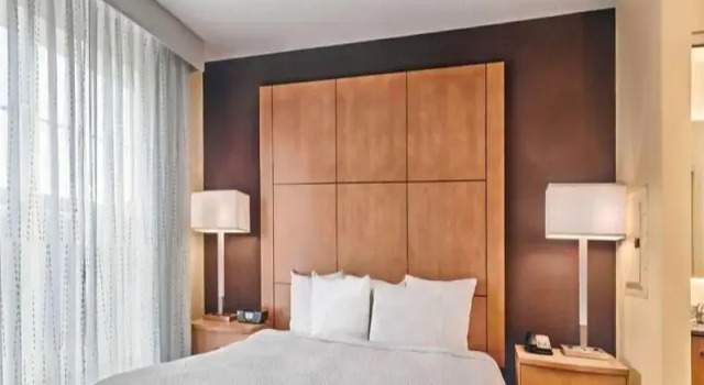 Люкс Residence Inn by Marriott Mt. Laurel at Bishop's Gate