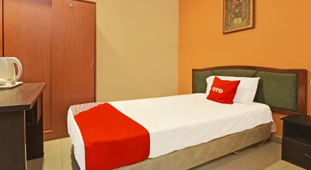 Номер Deluxe OYO 90510 Hotel Sahara