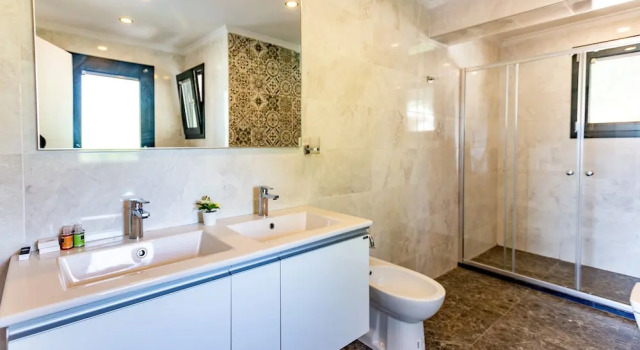 Люкс Deluxe Beacon Hill Suites