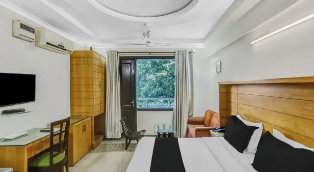 Номер Standard Signature Plaza By MERRIMENT