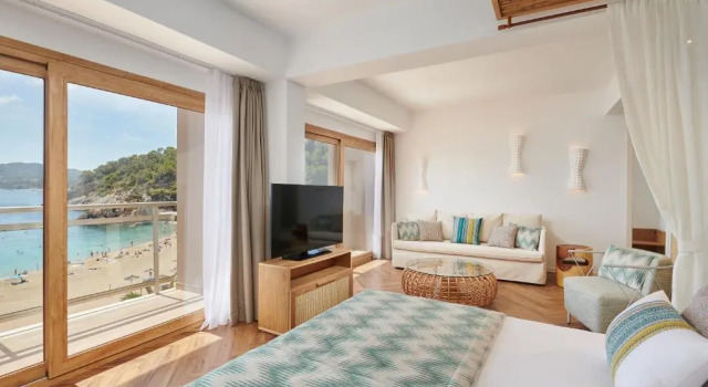 Двухместный полулюкс с видом на море El Somni Ibiza Dream Hotel by Grupotel