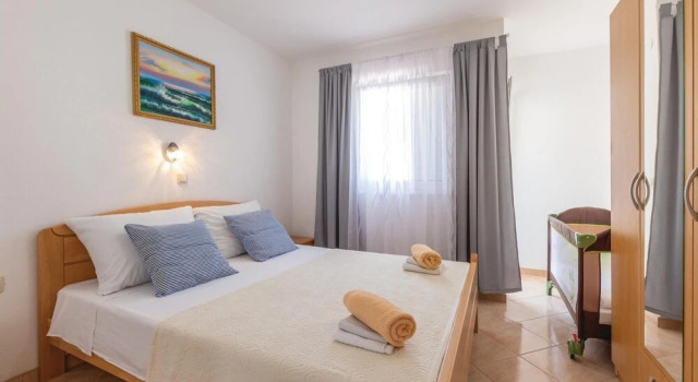 Beautiful Home in Sevid With Wifi and 4 Bedrooms, Varaa Hotelli Sevid Trogir Riviera