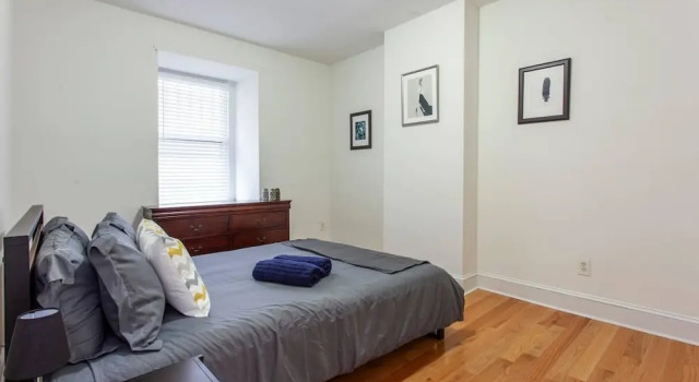 Rittenhouse Retreat - 3 Bedroom Apt in City Center, Забронировать Отель Филадельфия Philadelphia Metropolitan Area, рядом с Camp William Penn Headquarters Site