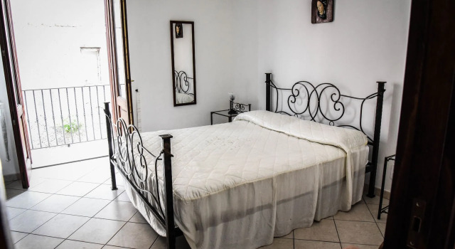 Malvasia 70, Book Bed and Breakfast Hotels in Sicily with Parking, Parking