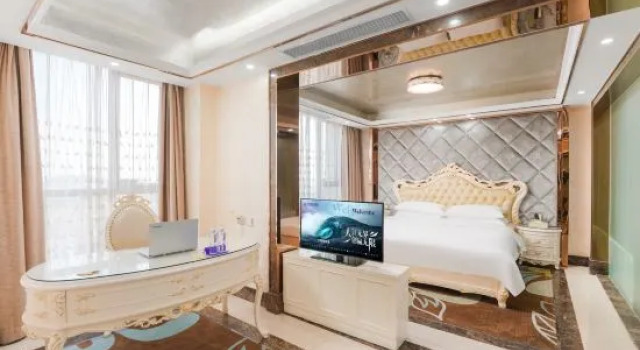 Люкс Deluxe Vienna Classic Hotel Dongguan Changan Xiandai