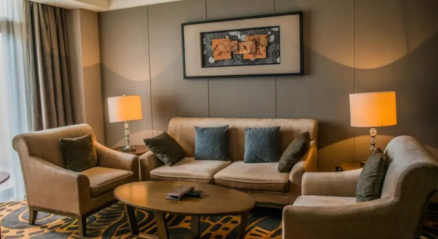 Люкс Deluxe Maya Gleetour Hotel Wuhan