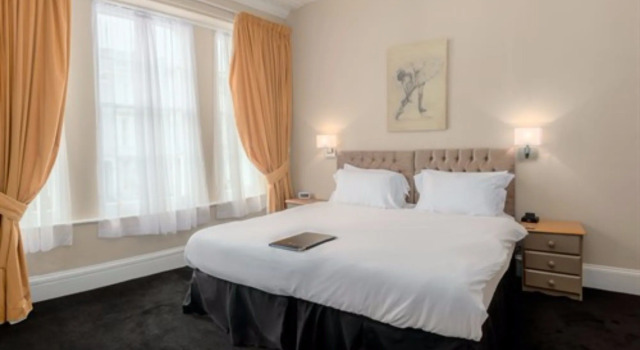 The Montana, Забронировать Отель Отели Торки 4 звезды, рядом с Corbyn Beach, 4*
