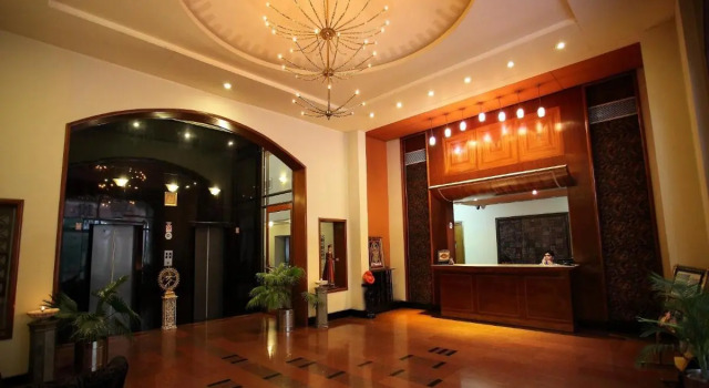 Hotel Paras Mahal, Rezerwuj Hotel Hotele w Rajasthan z parkingiem, Parking