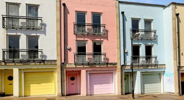 Modern and trendy 4 bed townhouse in Bristol, Забронировать Отель Отели Бристоля 4 звезды, рядом с Бристольский университет, 4*