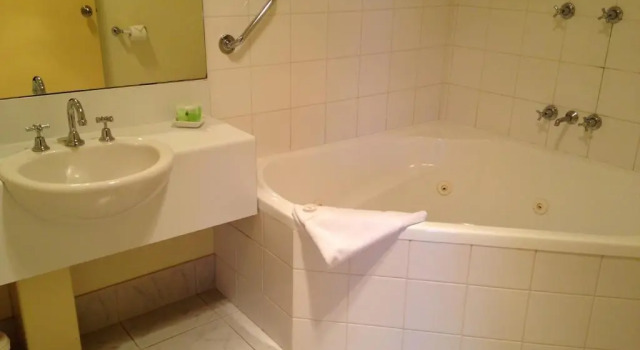 Двухместный номер Executive Hopkins House Motel & Apartments