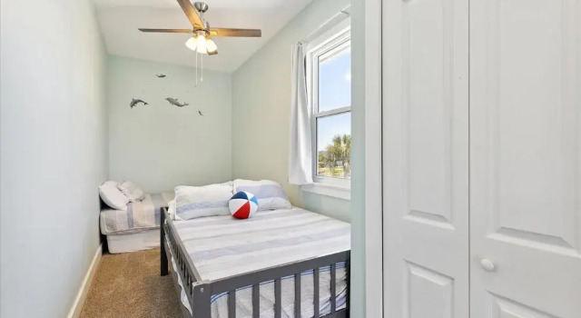 436 Cocoa Isles Blvd, Varaa Lomakoti Hotellit Space Coast pysäköinnillä, Pysäköinti