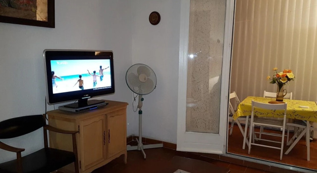 Studio in Saint-mandrier-sur-mer, With Enclosed Garden - 100 m From th, Book Hotel Saint-Mandrier-sur-Mer Var coast