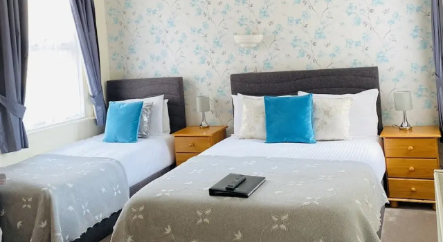 Standaard Driepersoonskamer Hotel Barton