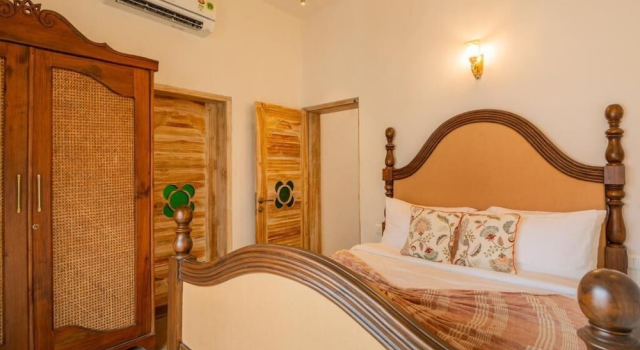 ELIVAAS Amayah Vayu 6 BHK Villa, Prenota Villa Mapusa 