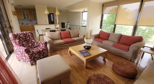 Xenos Villa 2 With 5 Bedrooms private swimming pool, near the sea, Book Villa Hotels in Tigaki with a Pool, Swimming Pool