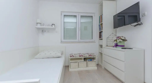 Apartment Mirjana, Забронировать Апартаменты/квартира Отели Макарска с парковкой, Парковка