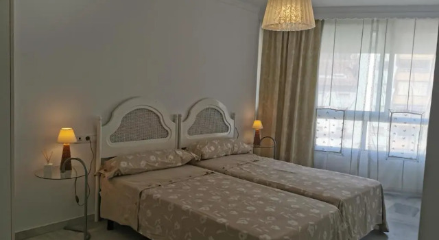 Puerta de Marbella, Забронировать Отель Марбелья Коста-дель-Соль, рядом с Марина Ла Бахадилья