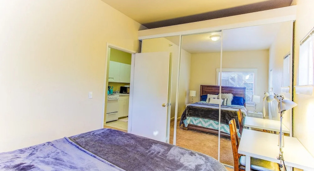 Cosy Berkeley Apartments Across UC Berkeley #121, Забронировать Апартаменты/квартира Беркли Область залива Сан-Франциско, рядом с The Campanile