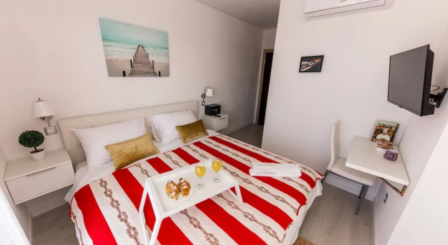 Villa Hedonist