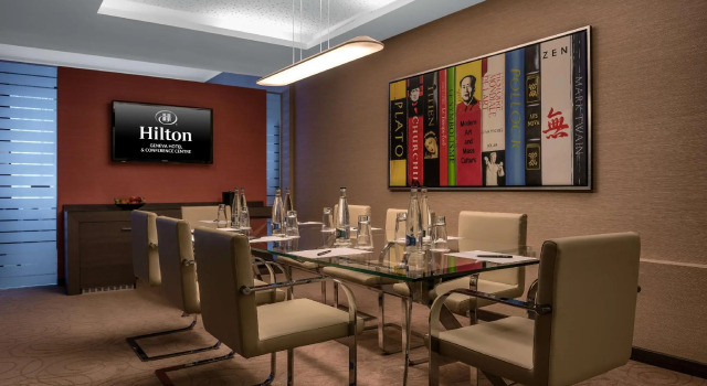 Люкс c 1 комнатой Hilton Geneva Hotel and Conference Centre