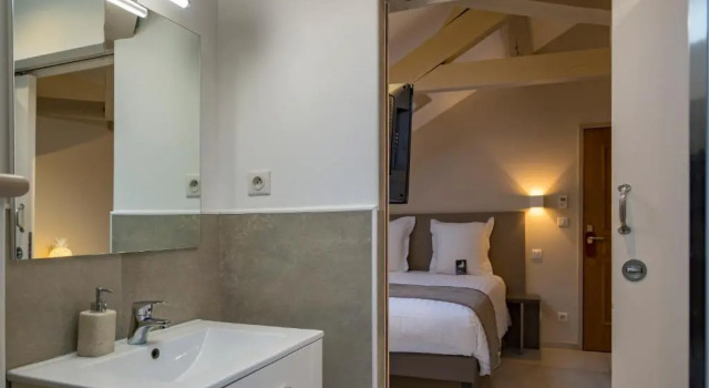Двухместный номер Standard Мансарда Hotel Jean Moët