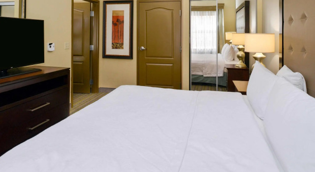 Двухместный номер Standard c 1 комнатой Homewood Suites by Hilton Fresno