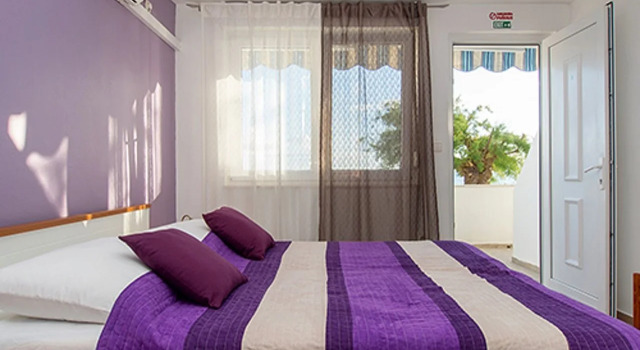 Beachfront Apartments Zanic, Забронировать Апартаменты/квартира Апартаменты Подстраны, рядом с Частный Пляж «Вилла Палмс Апартментс Никса Рузич», Апартаменты/квартира