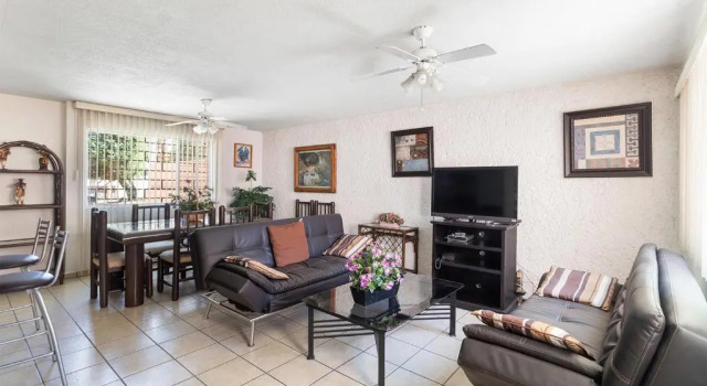 Suite Ubicadísima Zona Residencial Los Arcos 3 Recámaras 102 Cortijo