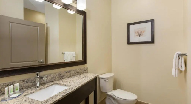 Номер Standard AmericInn by Wyndham Sioux Falls North