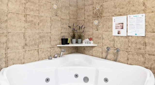 Three-Bedroom Holiday home in Millinge 1, Book Hotel Hotels in Millinge with Parking, Parking