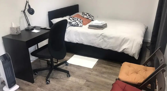 Cosy 1-bed Studio in Northolt, Varaa Huoneisto Hotellit Suur-Lontoo pysäköinnillä, Pysäköinti