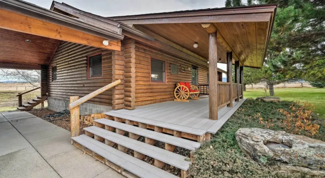 Коттедж Secluded Retreat w/ Wood Stove, 11 Mi to Bozeman!