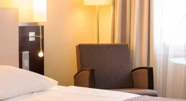 Номер Privilege Mercure Hotel München Süd Messe