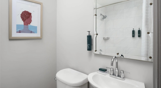 Четырёхместный номер Standard Hilton Orrington/Evanston