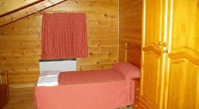 Casa De Madera Zumacar Vi, Забронировать Отель Отели Sierra de Cazorla, Segura y Las Villas Nature Reserve с парковкой, Парковка