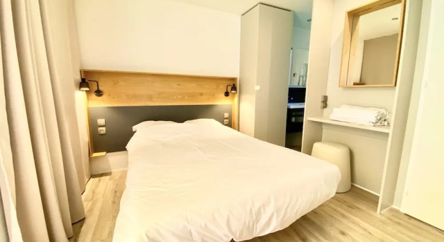 See Breizh Camping La Ville Huchet, Rezerwuj Pole kempingowe Saint-Malo 