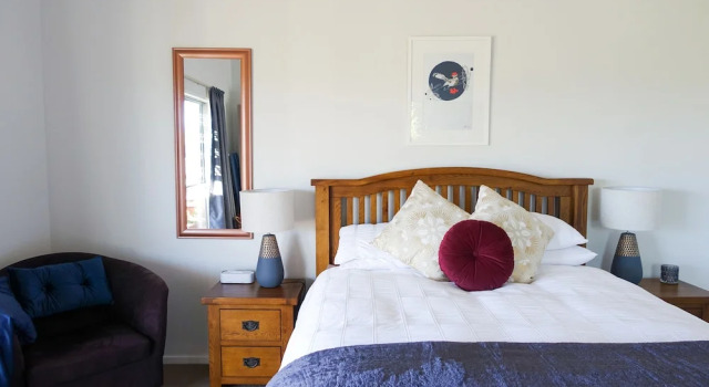 Студия с балконом и с видом на горы Tasman Hill Lodge - Adult Only