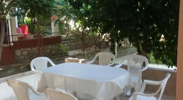 Apartments Nada, Book Apartment Busat 