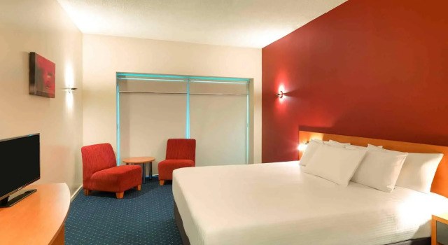 YEHS Hotel Melbourne CBD