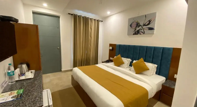 Номер Deluxe с видом на город Hotel Shiva Yog Sthal