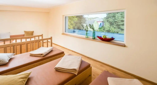 Parkhotel Jever, Varaa Hotelli Jever Friesland