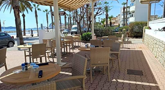 Le Petit Nice, Забронировать Отель Сен-Сир-сюр-Мер Bandol Wine Route, рядом с Пляж Les Lecques
