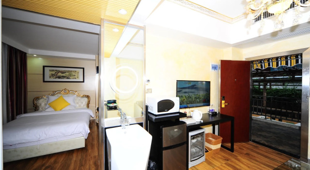 Jiang Yue Ming Shang Hotel, Забронировать Отель Отели Гуанчжоу с парковкой, рядом с Буддийский храм Хуалинь, Парковка