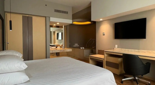 Люкс Ramada by Wyndham Mexico City Santa Fe
