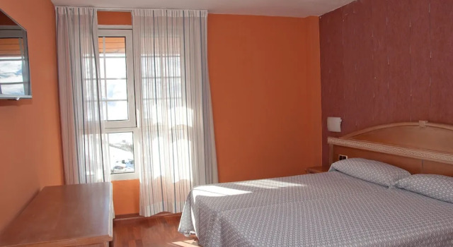 Трёхместный номер Standard Hotel Reino Nevado