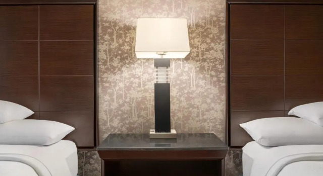 Двухместный люкс Embassy Suites by Hilton Salt Lake West Valley City